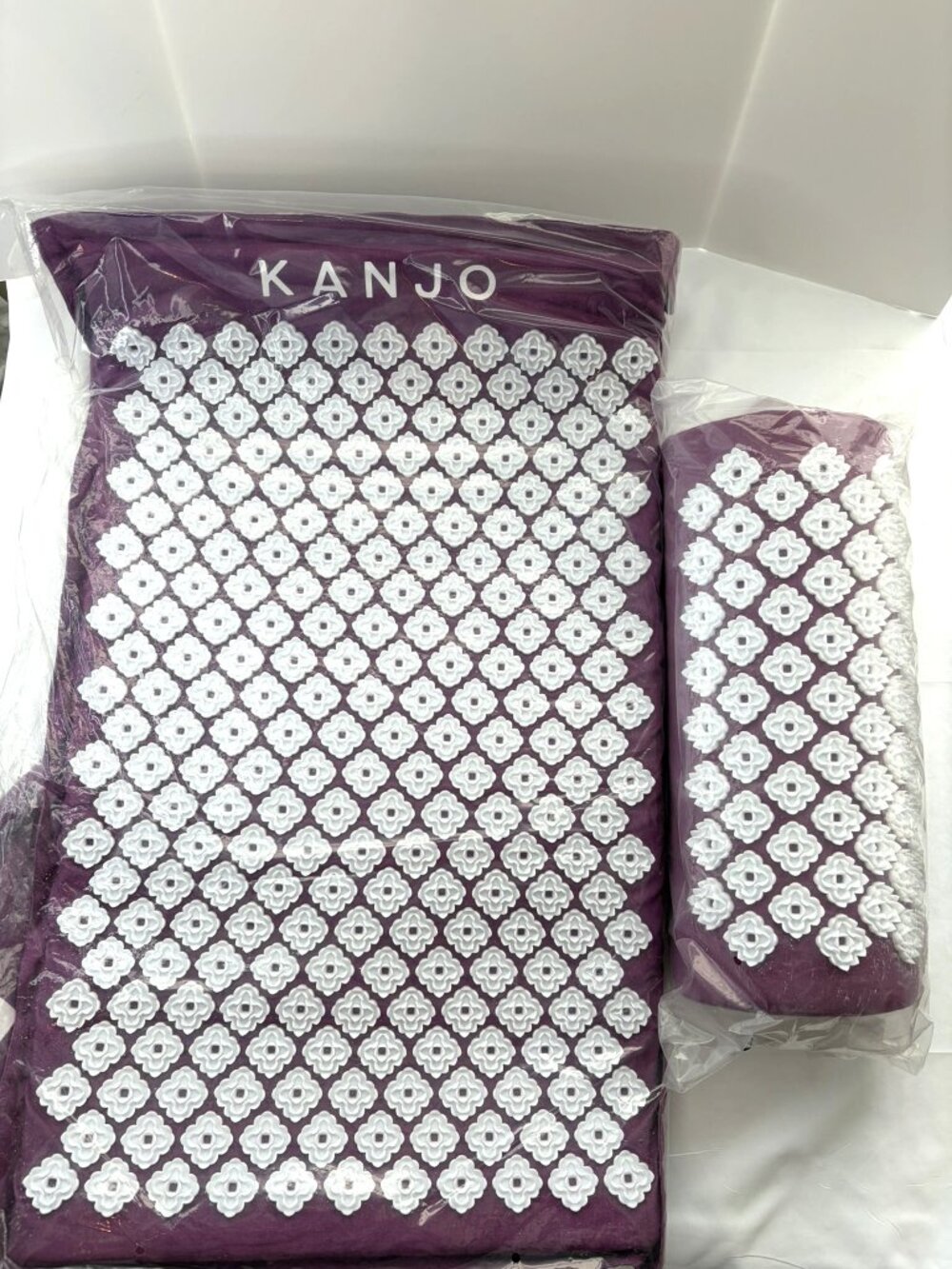 Kanjo Memory Foam Acupressure Mat Set Purple Amethyst with Pillow & Bag NWT